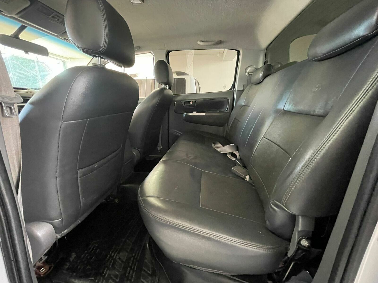 Imagem do veículo  TOYOTA HILUX CD 4X4 STD